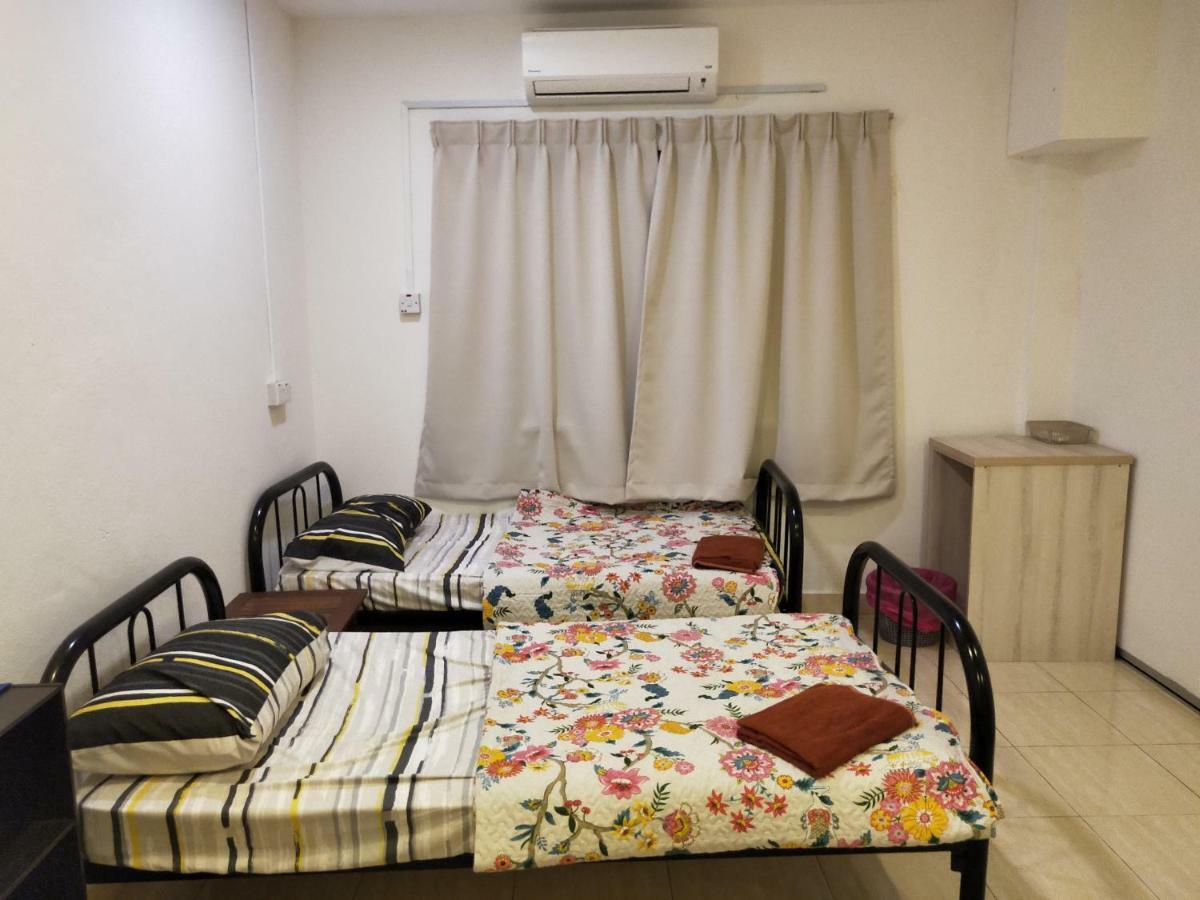 Homestay 4U Malacca Exterior foto